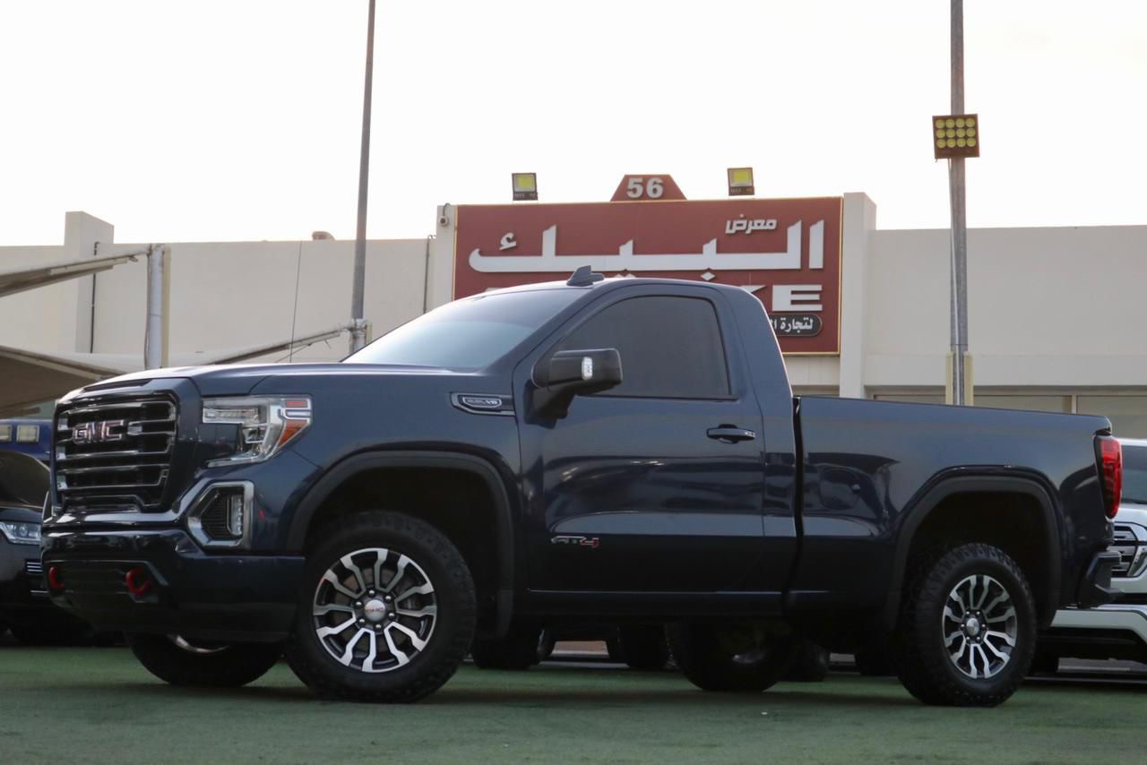 GMC Sierra - Image 4