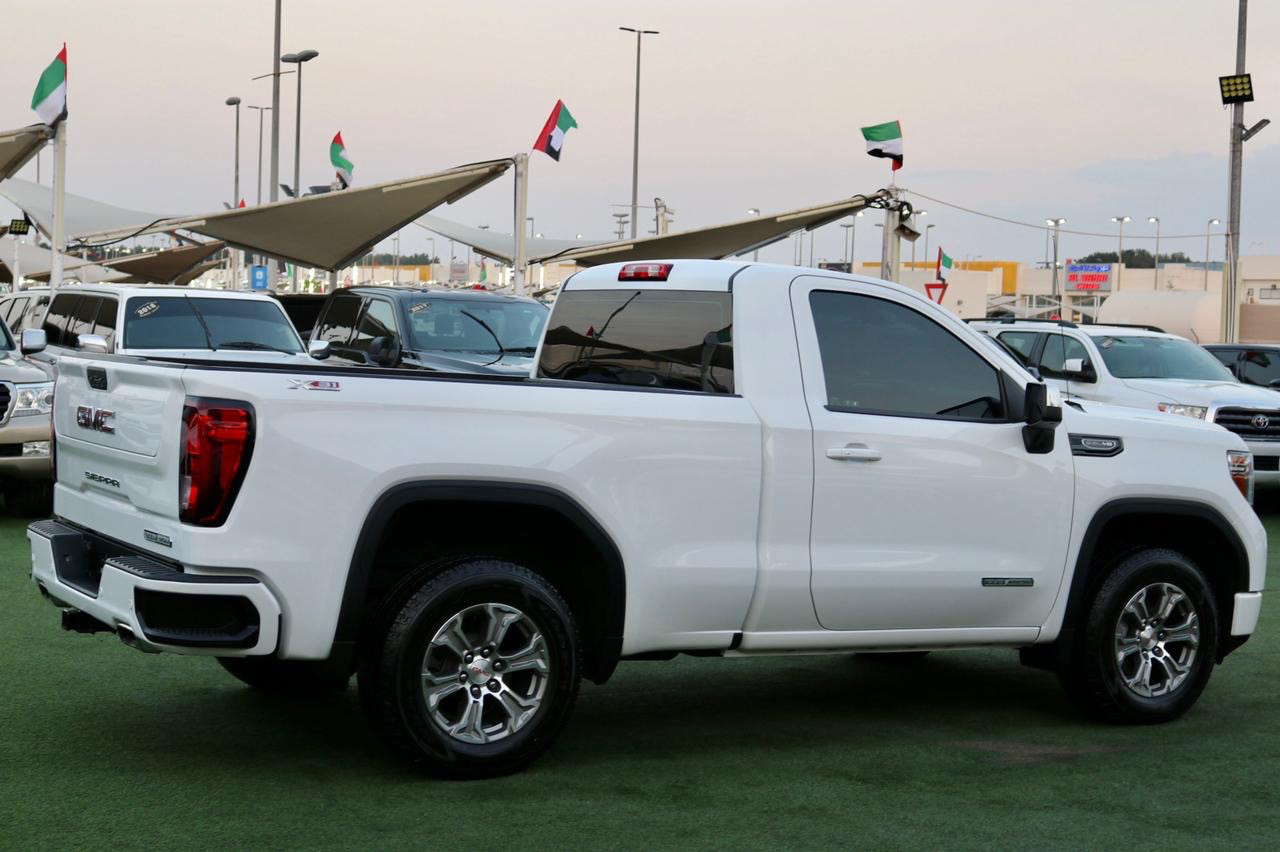 GMC Sierra - Image 5