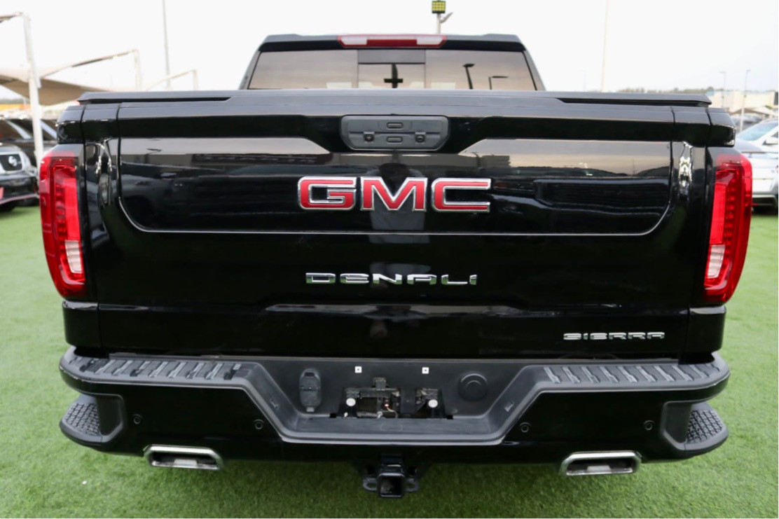 GMC Sierra - Image 7