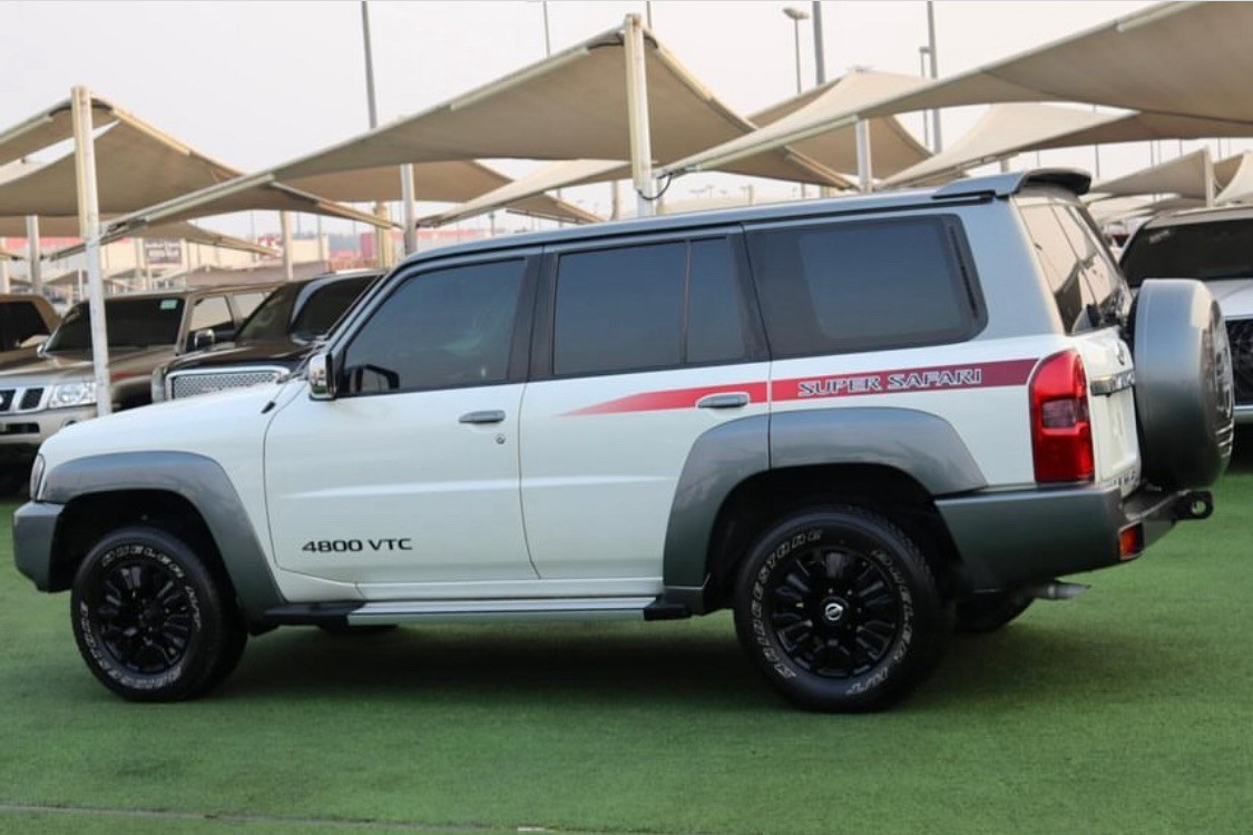Nissan Super safari - Image 4