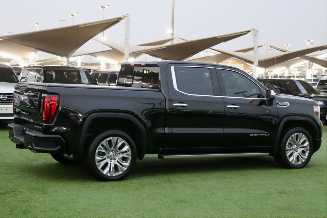 GMC Sierra - Image 5