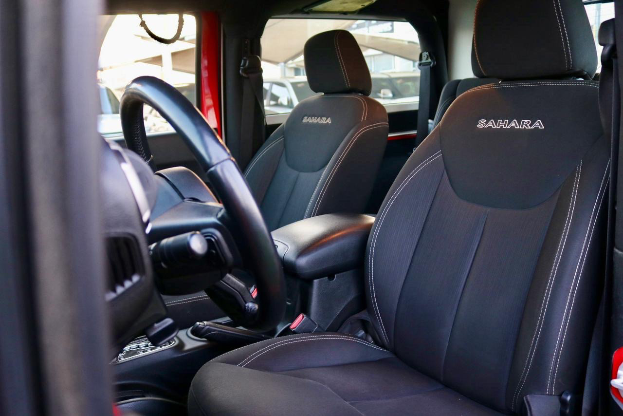 Jeep Sahara - Image 9