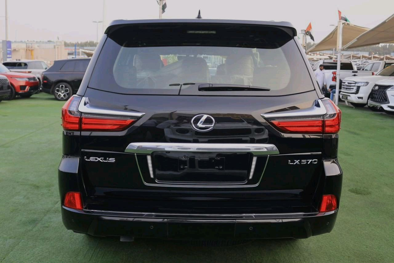 Lexus LX-Series - Image 7