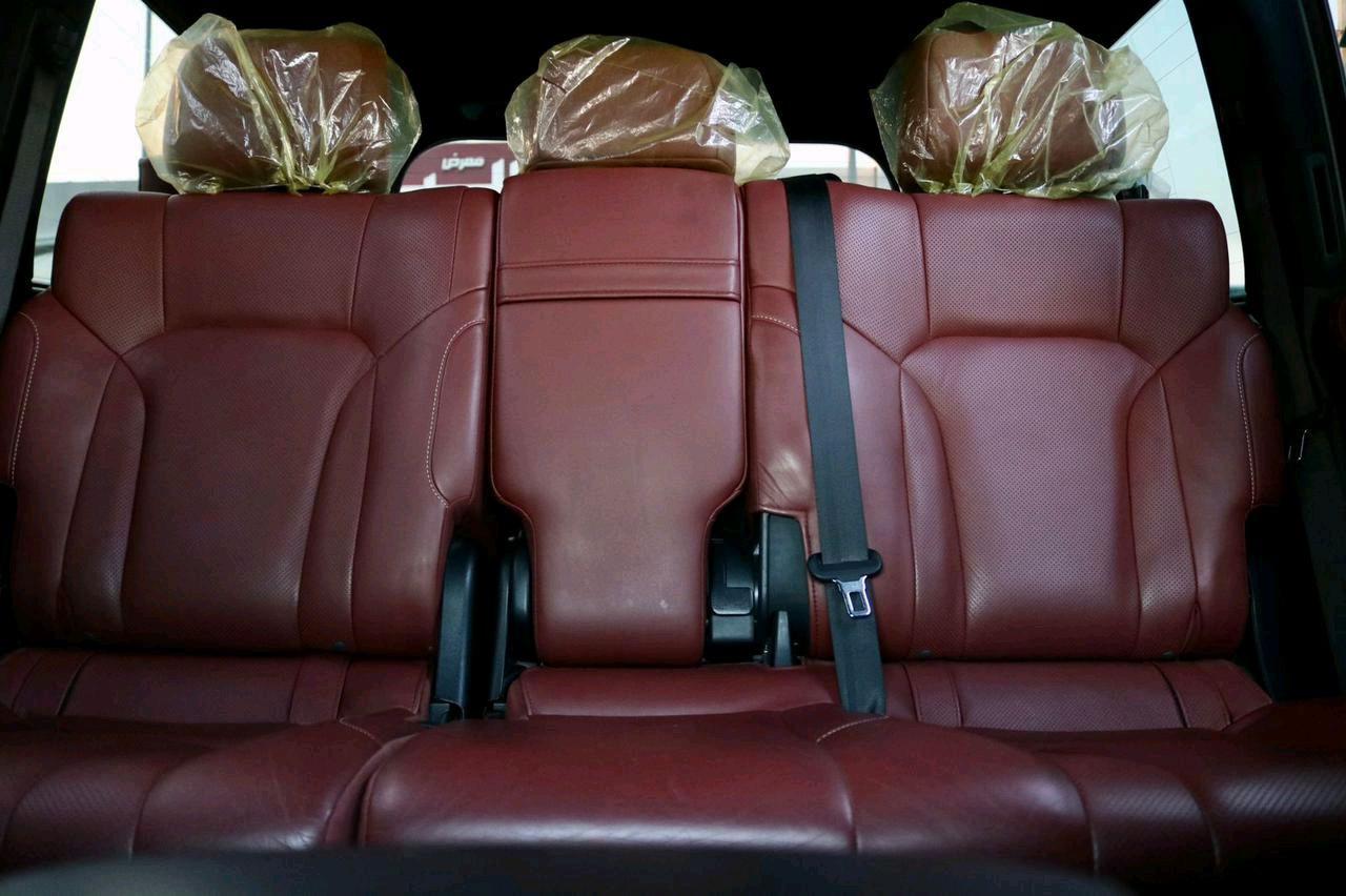 Lexus LX-Series - Image 8