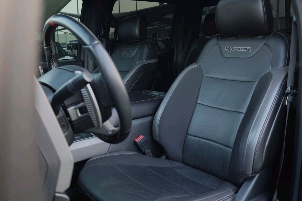Ford Raptor - Image 5