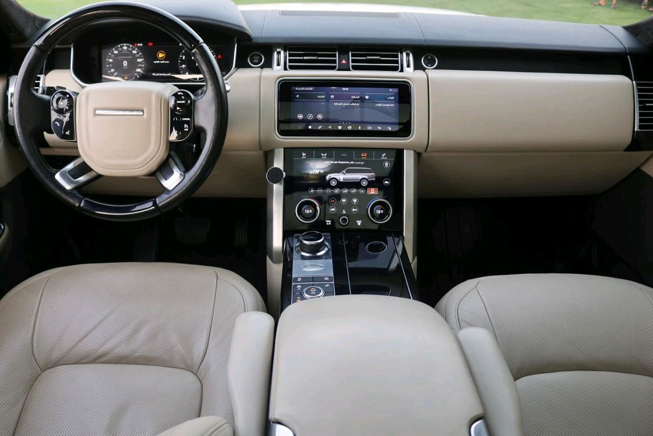 Range Rover Vogue - Image 8