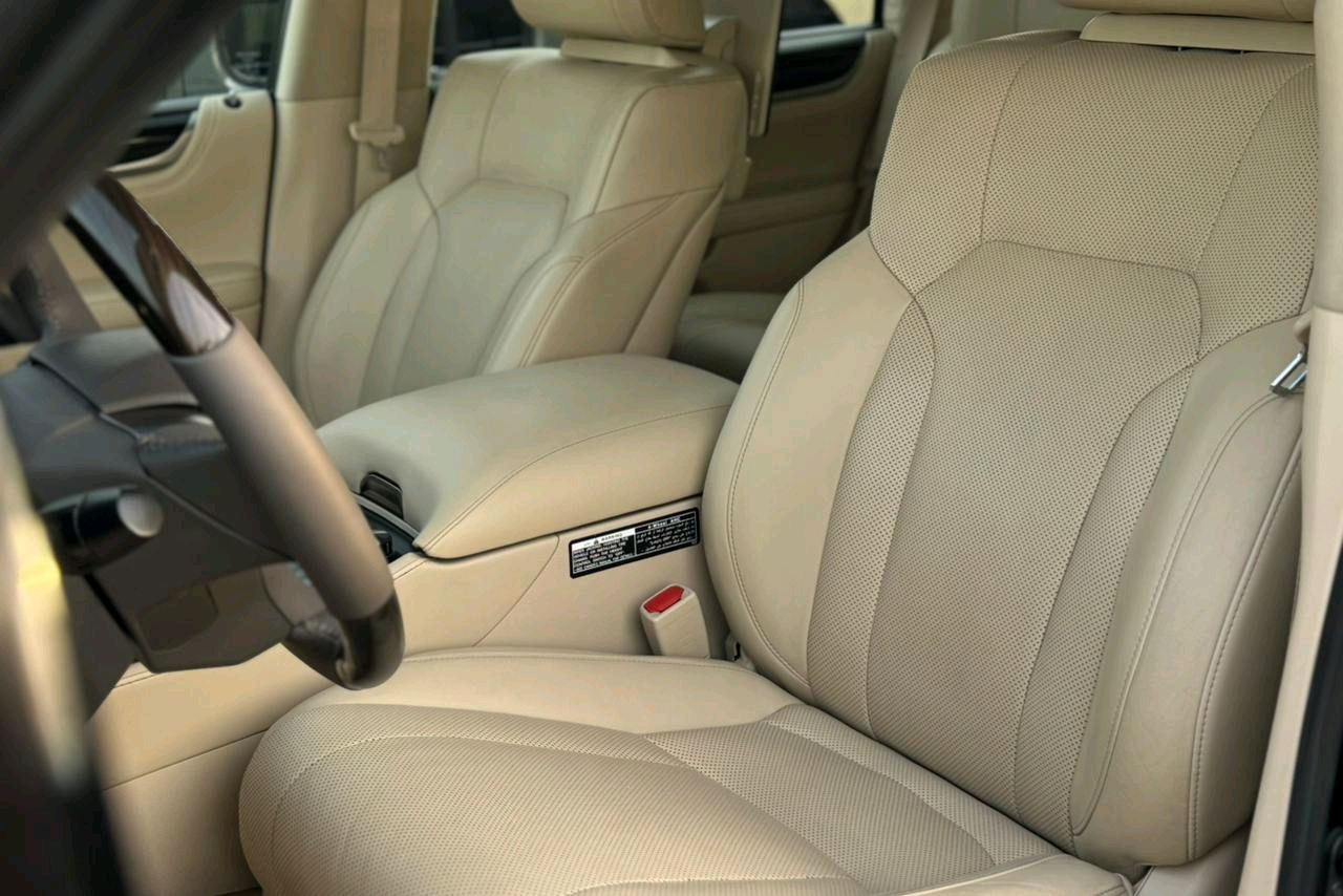 Lexus LX-Series - Image 10