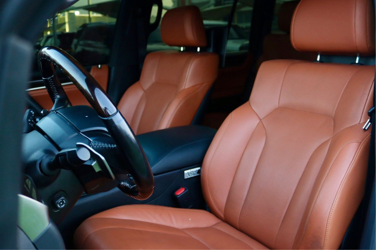 Lexus LX-Series - Image 11