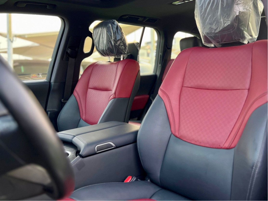 Toyota Land Cruiser - Image 10