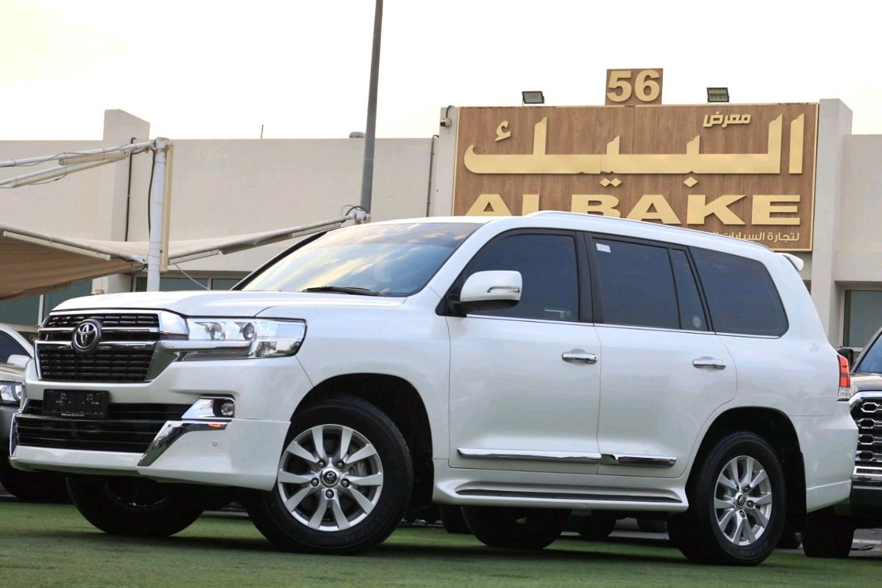 Toyota Land Cruiser - Image 13