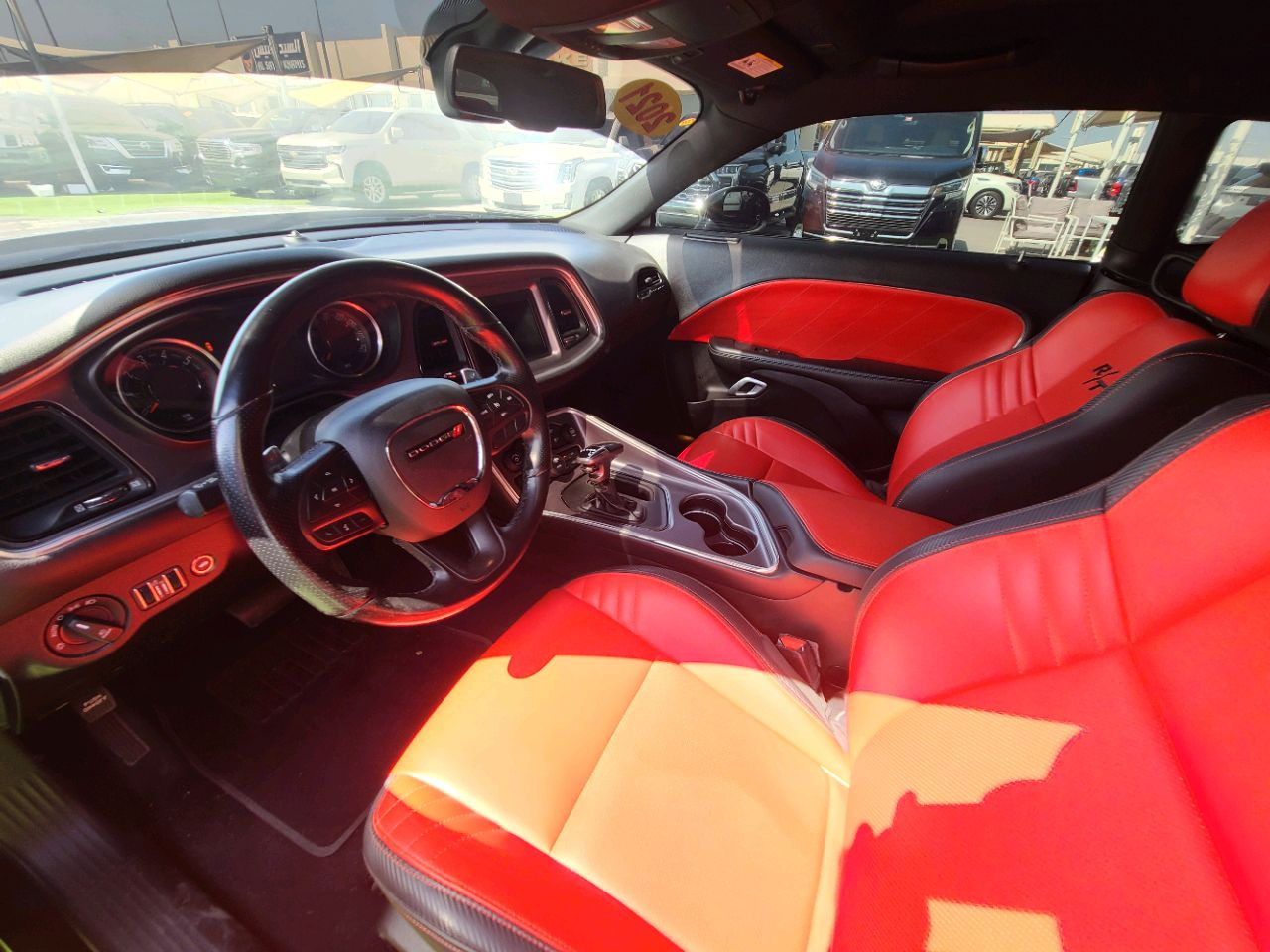 Dodge Challenger - Image 11
