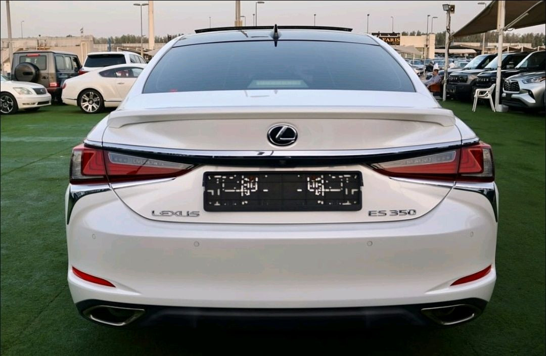 Lexus ES-Series - Image 7