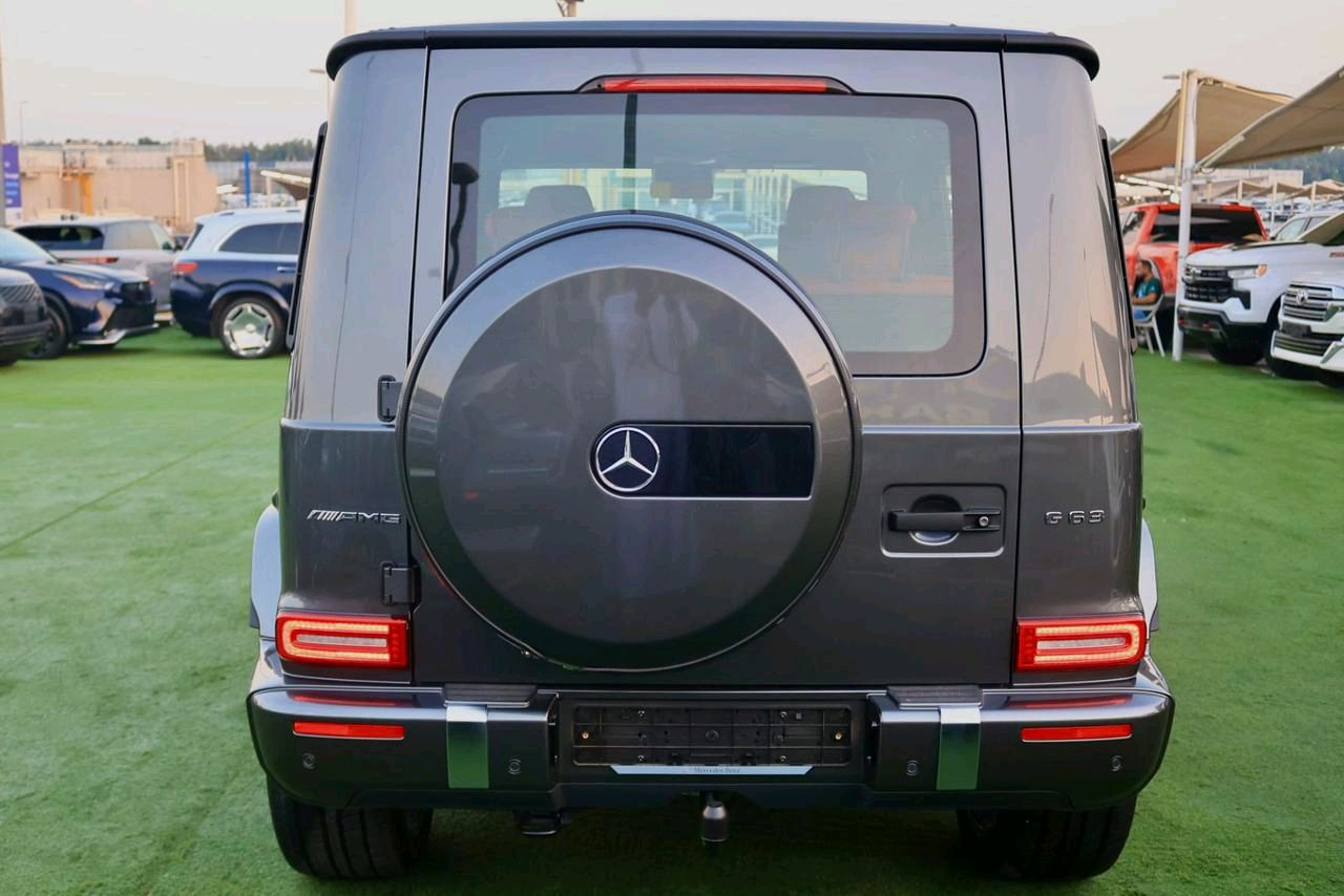 Mercedes Benz G-Class - Image 7