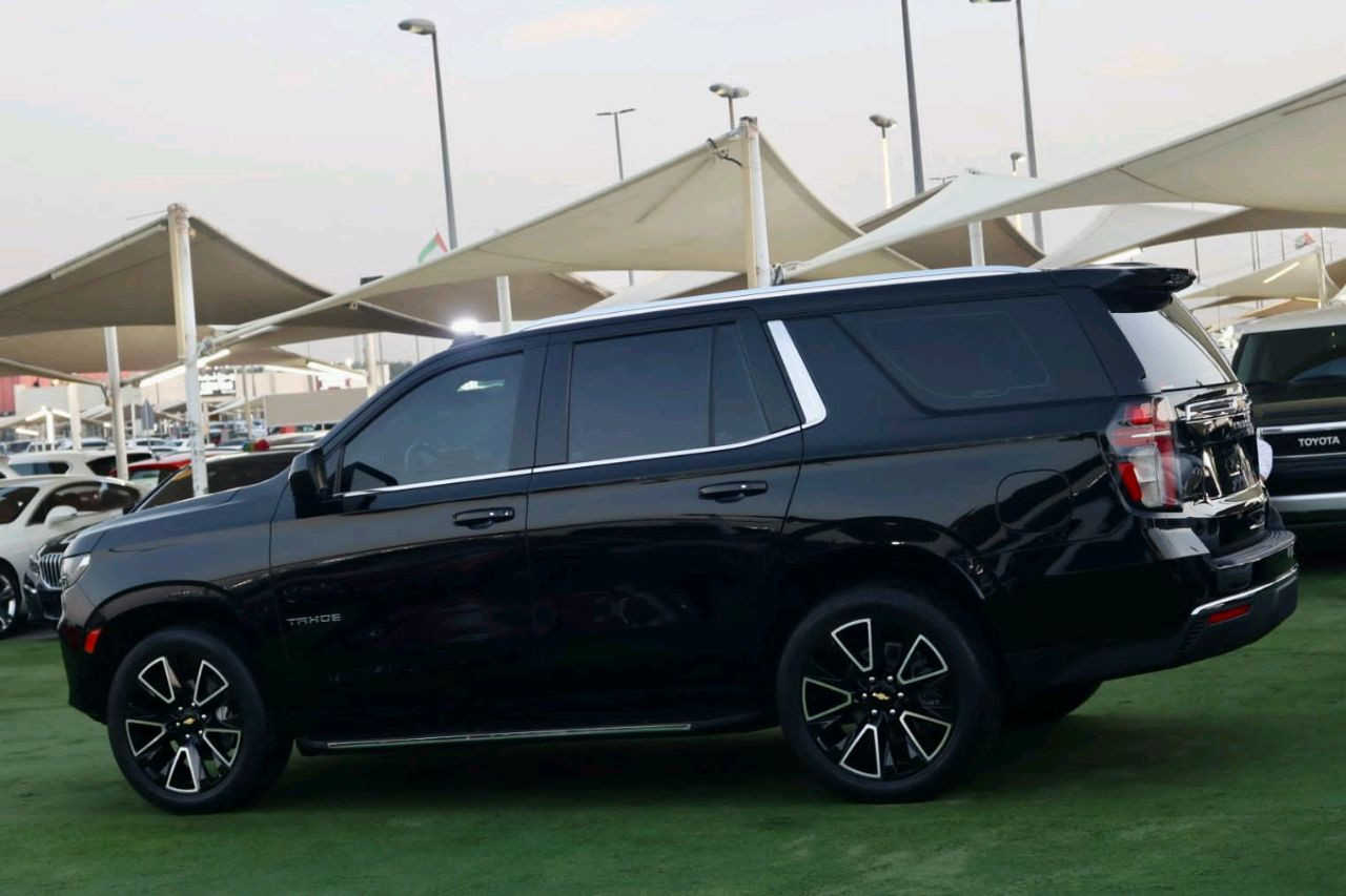 Chevrolet Tahoe - Image 4