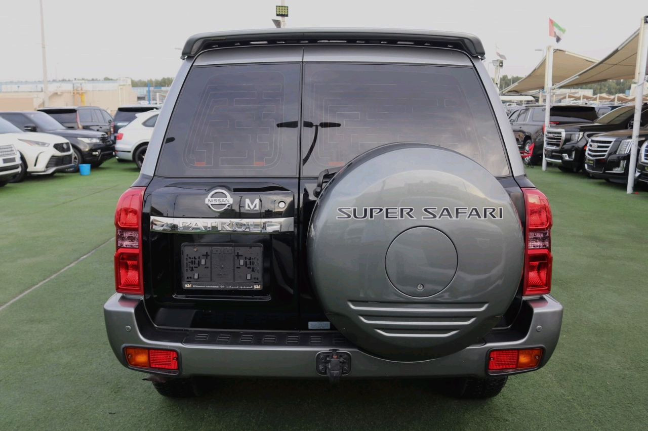 Nissan Super safari - Image 6