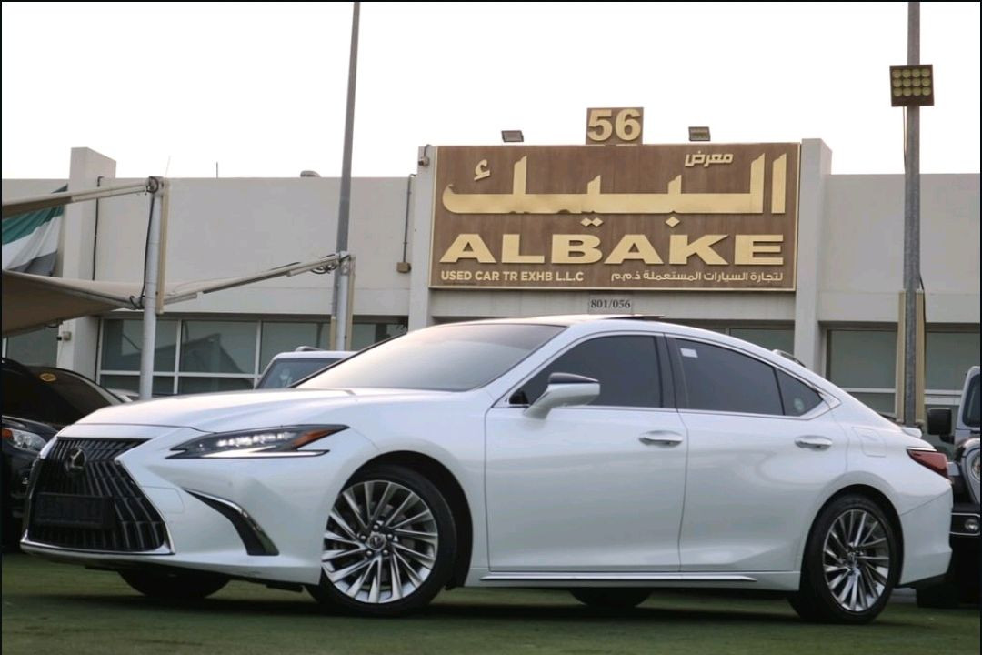 Lexus ES-Series - Image 3