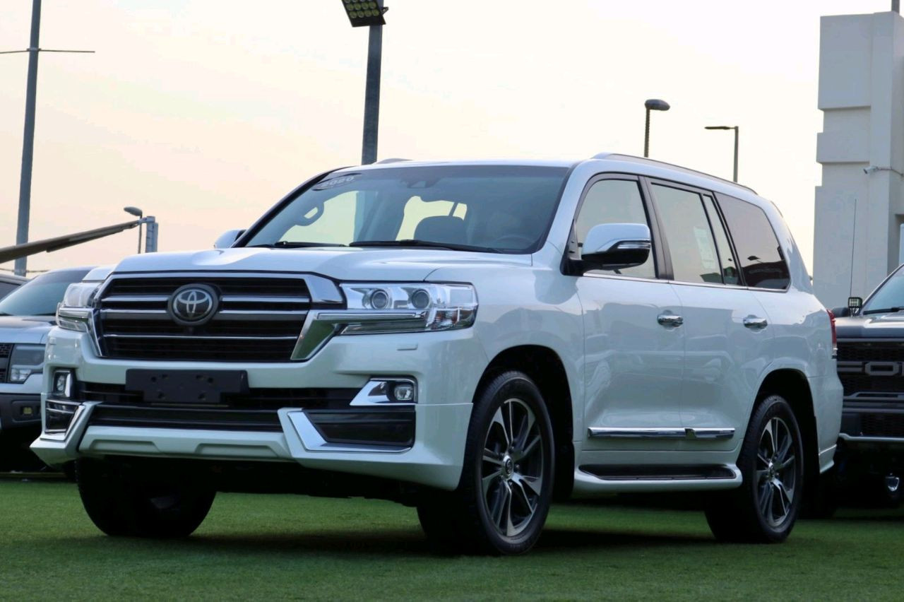 Toyota Land Cruiser - Image 4