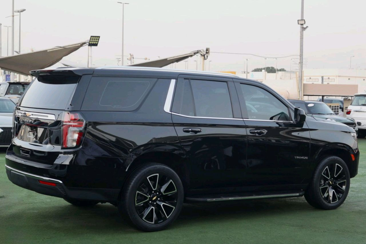 Chevrolet Tahoe - Image 5