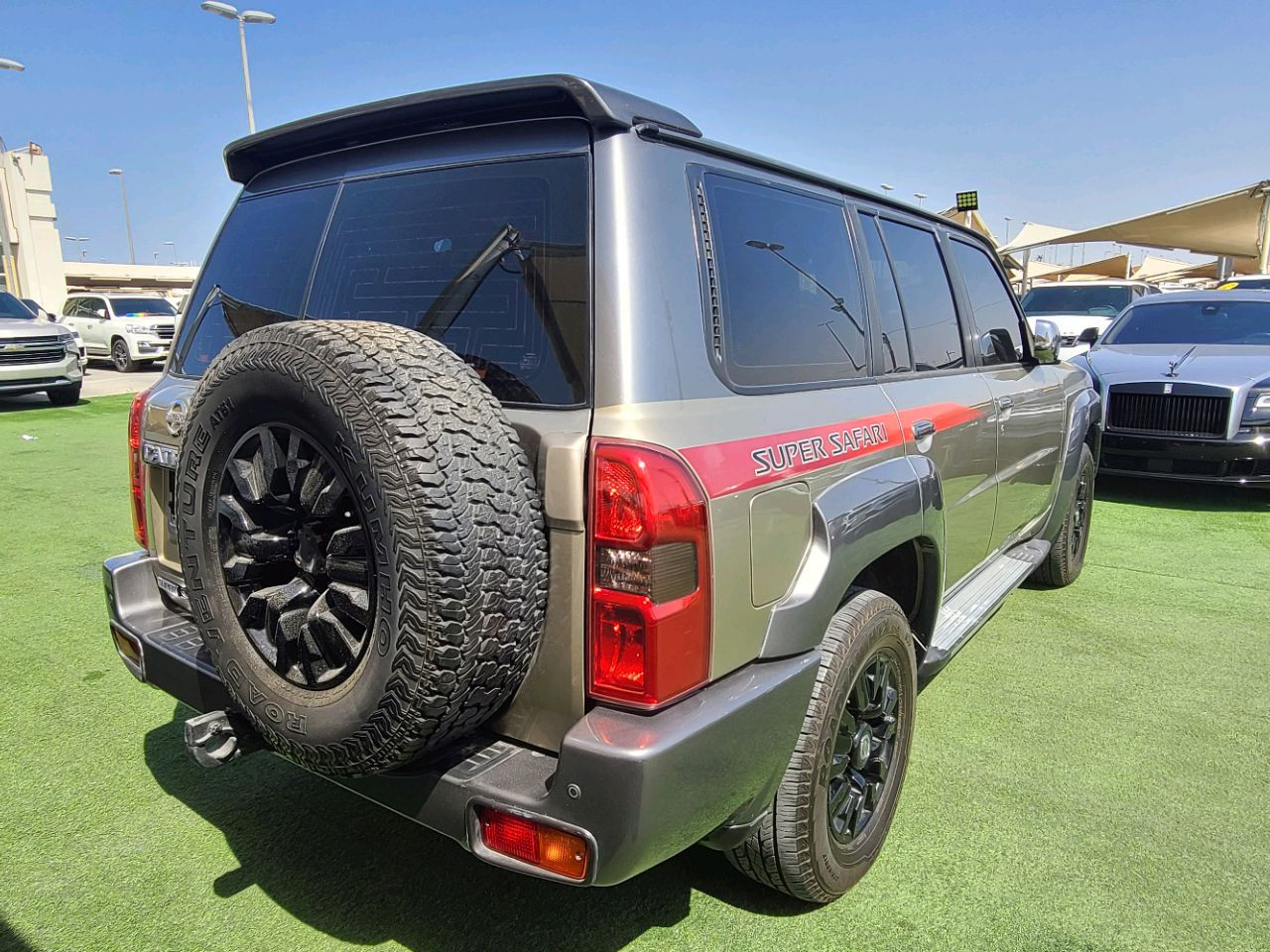 Nissan Super safari - Image 4