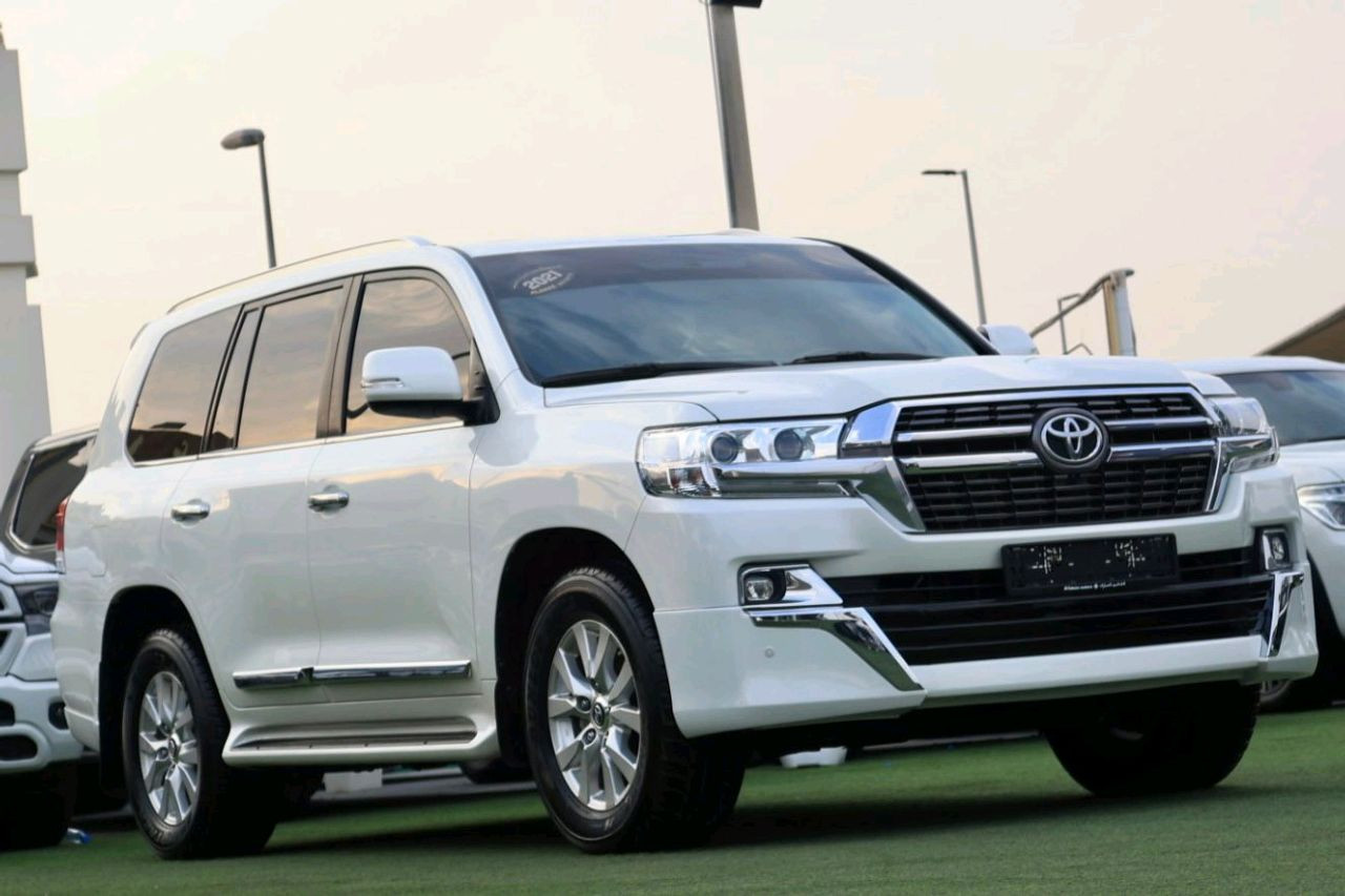 Toyota Land Cruiser - Image 3