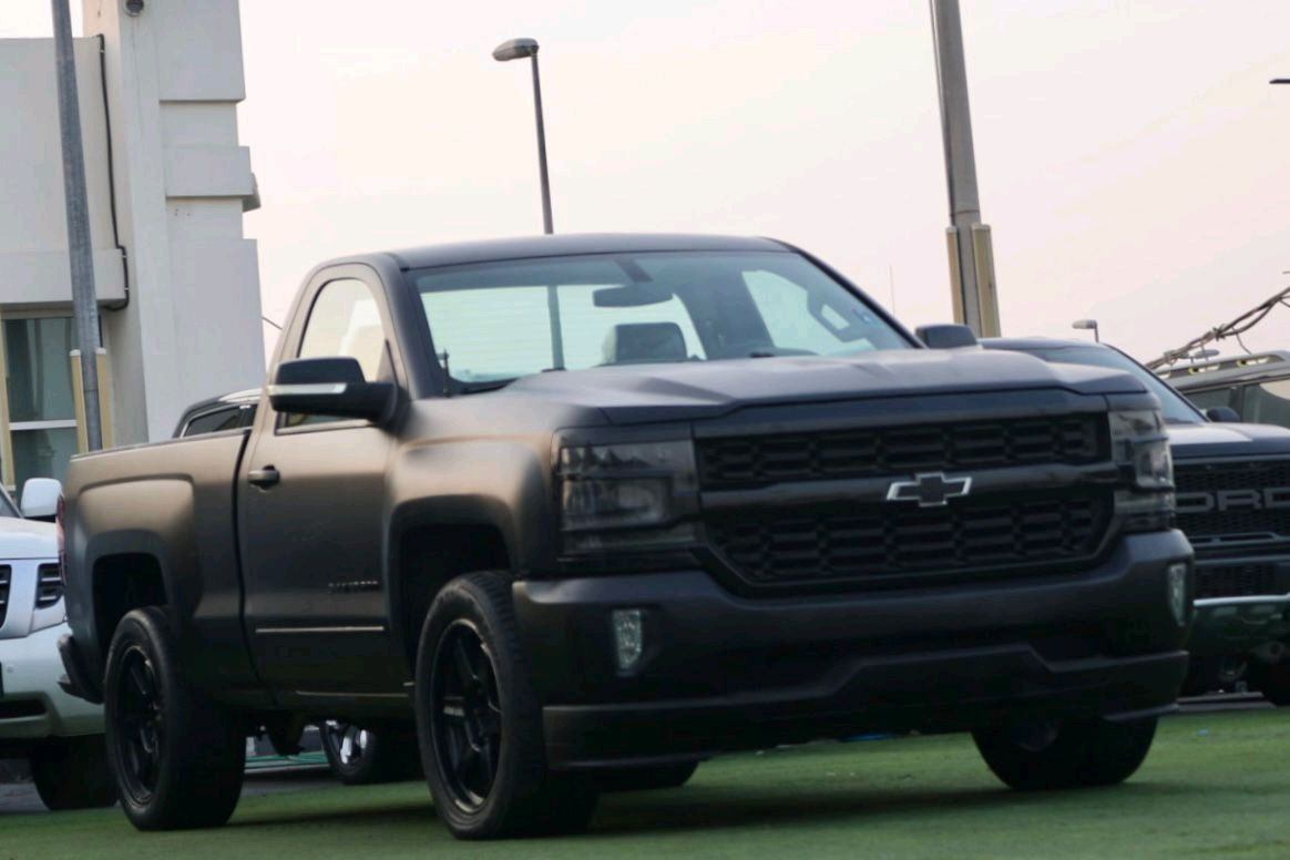 Chevrolet Silverado - Image 4
