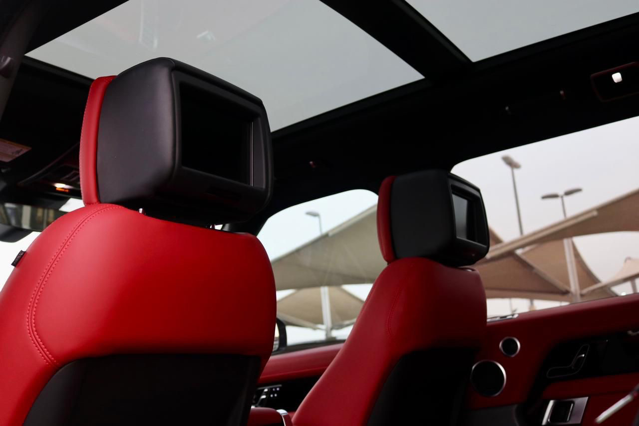 Range Rover Vogue - Image 10