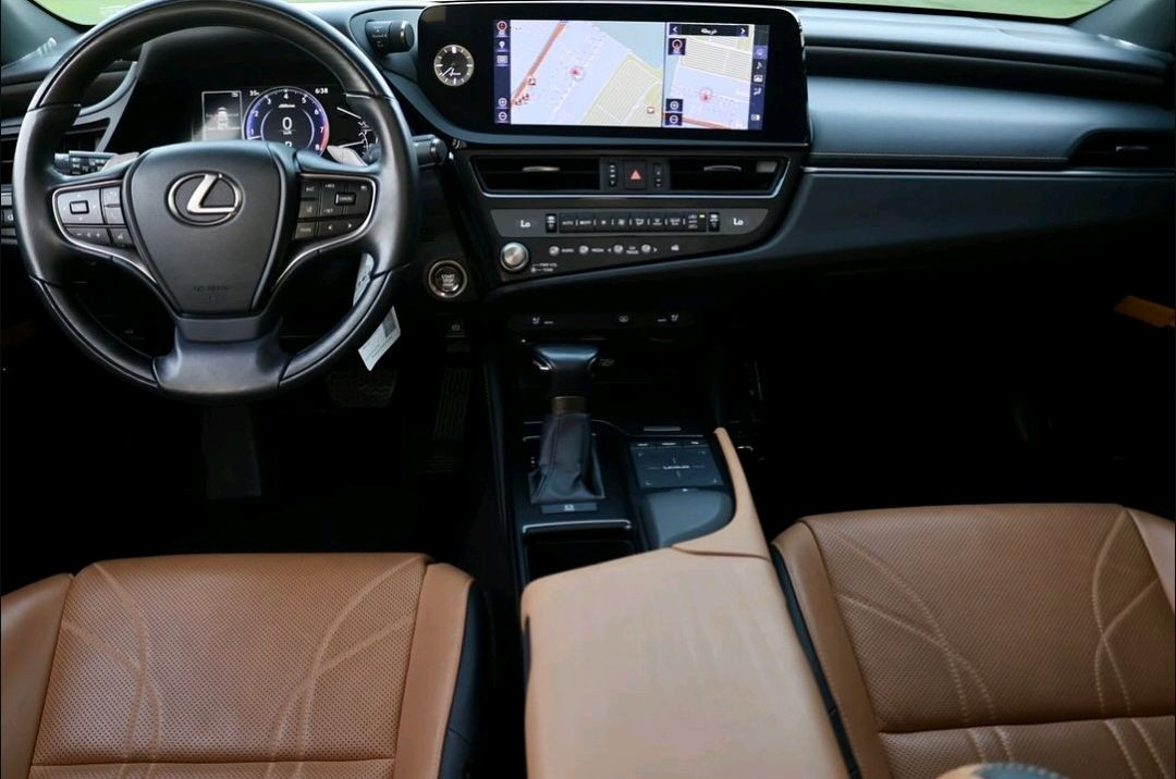 Lexus ES-Series - Image 8