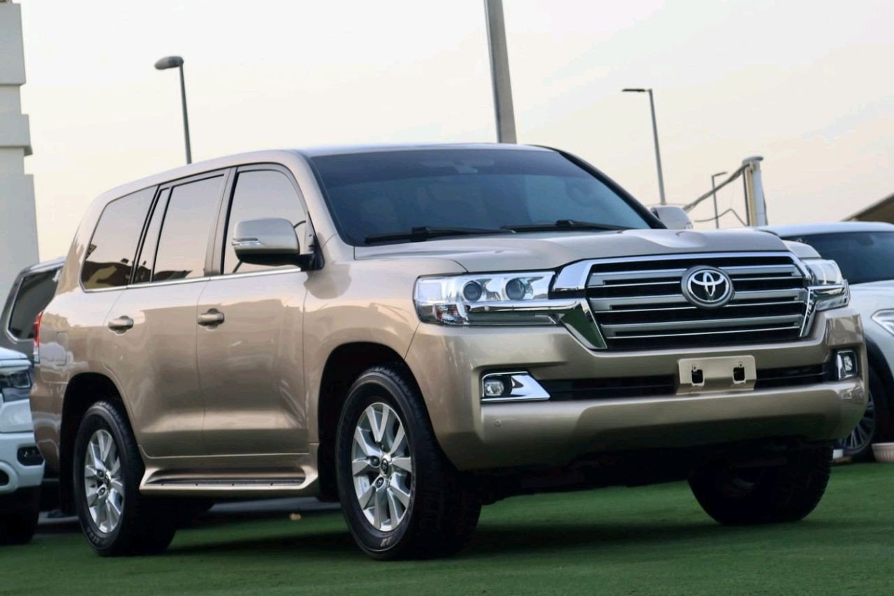 Toyota Land Cruiser - Image 5