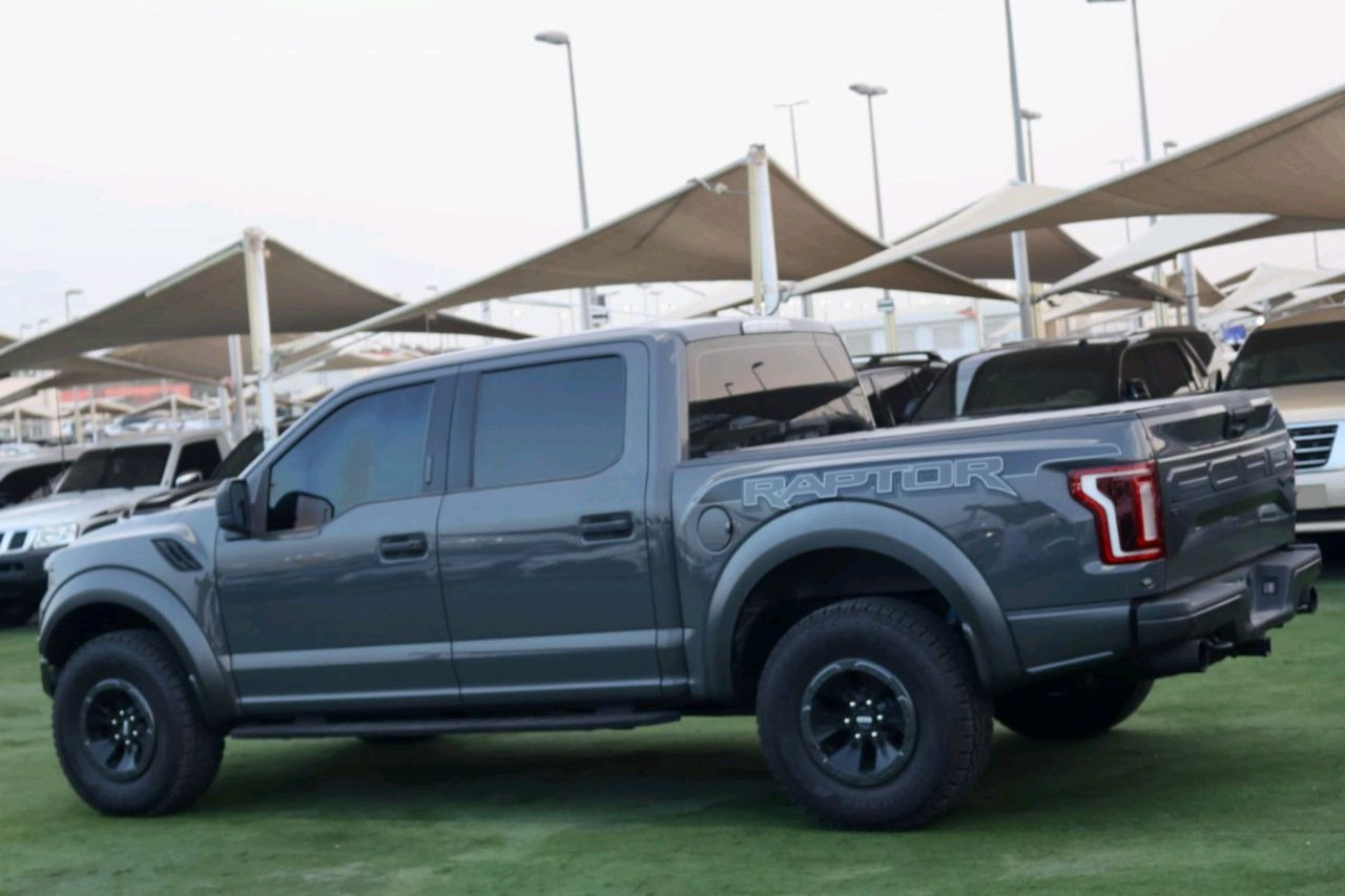Ford Raptor - Image 4