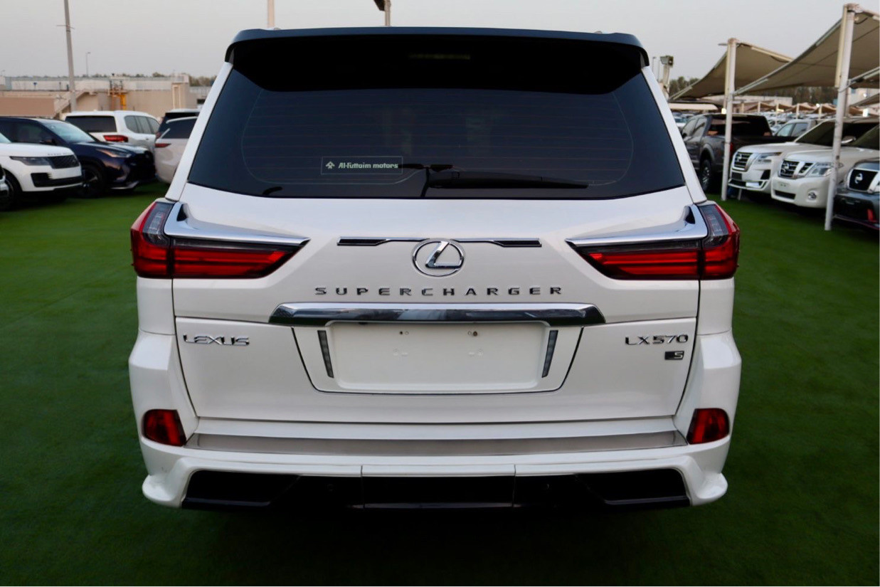 Lexus LX-Series - Image 7