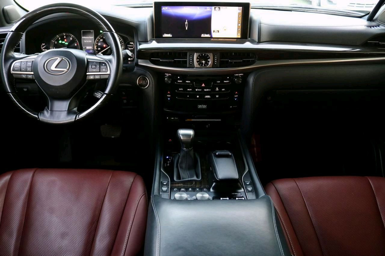 Lexus LX-Series - Image 11