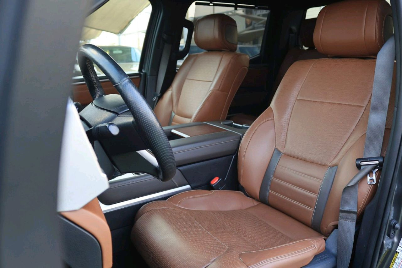 Toyota Tundra - Image 6