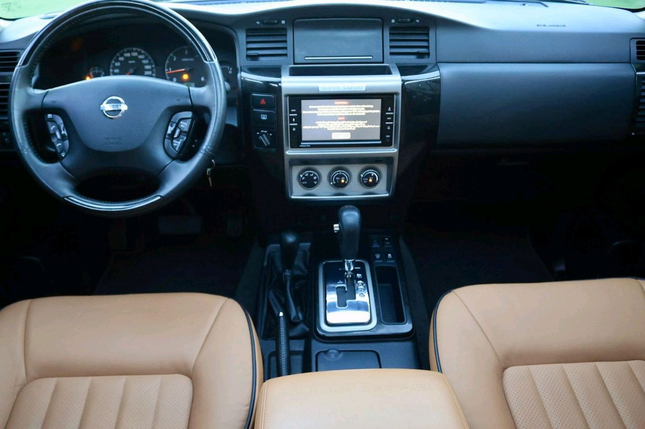 Nissan Super safari - Image 7