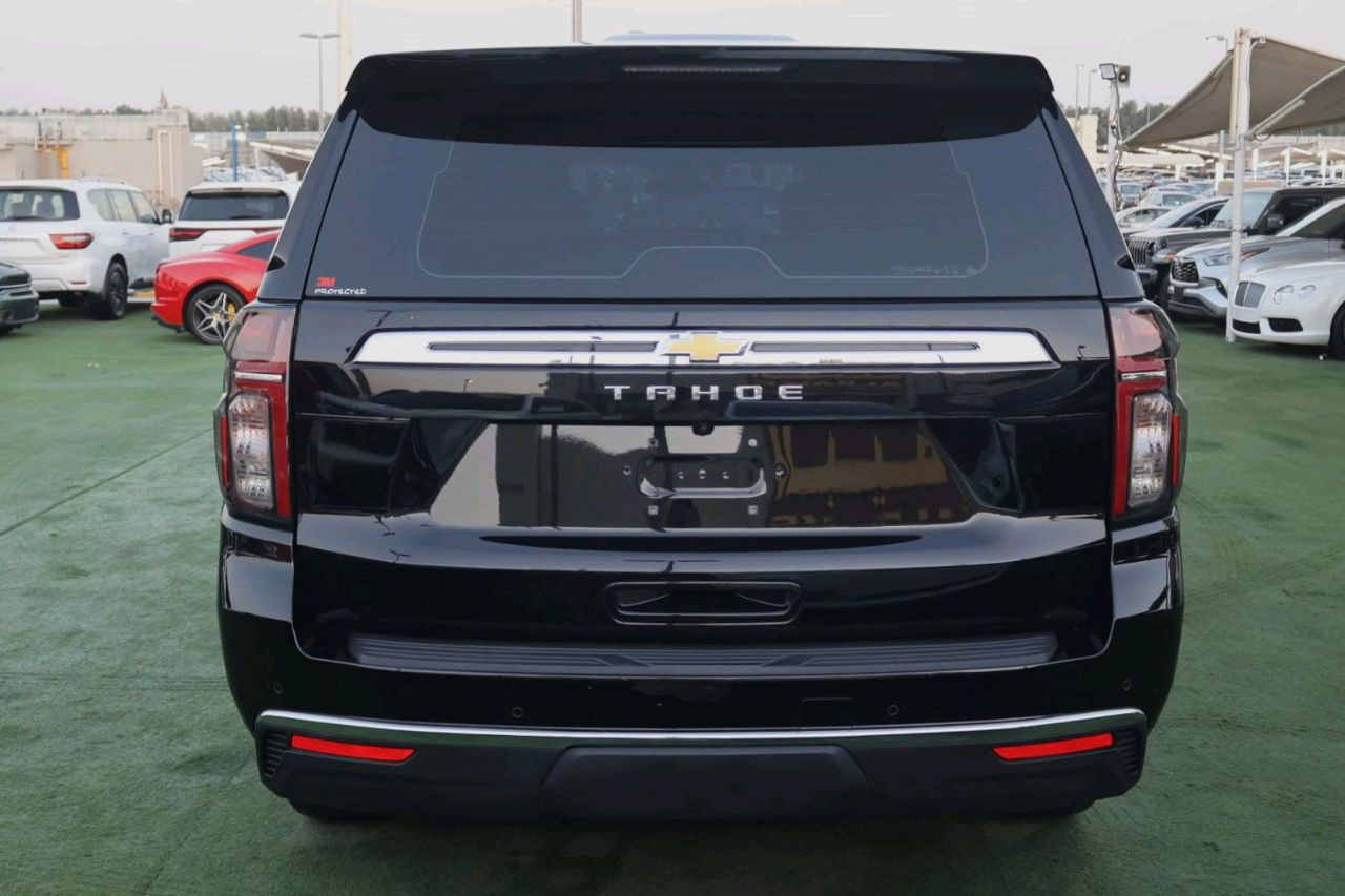 Chevrolet Tahoe - Image 6