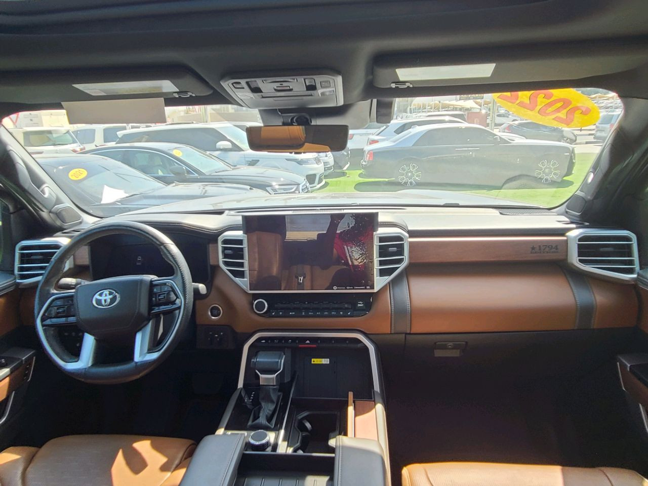 Toyota Tundra - Image 12