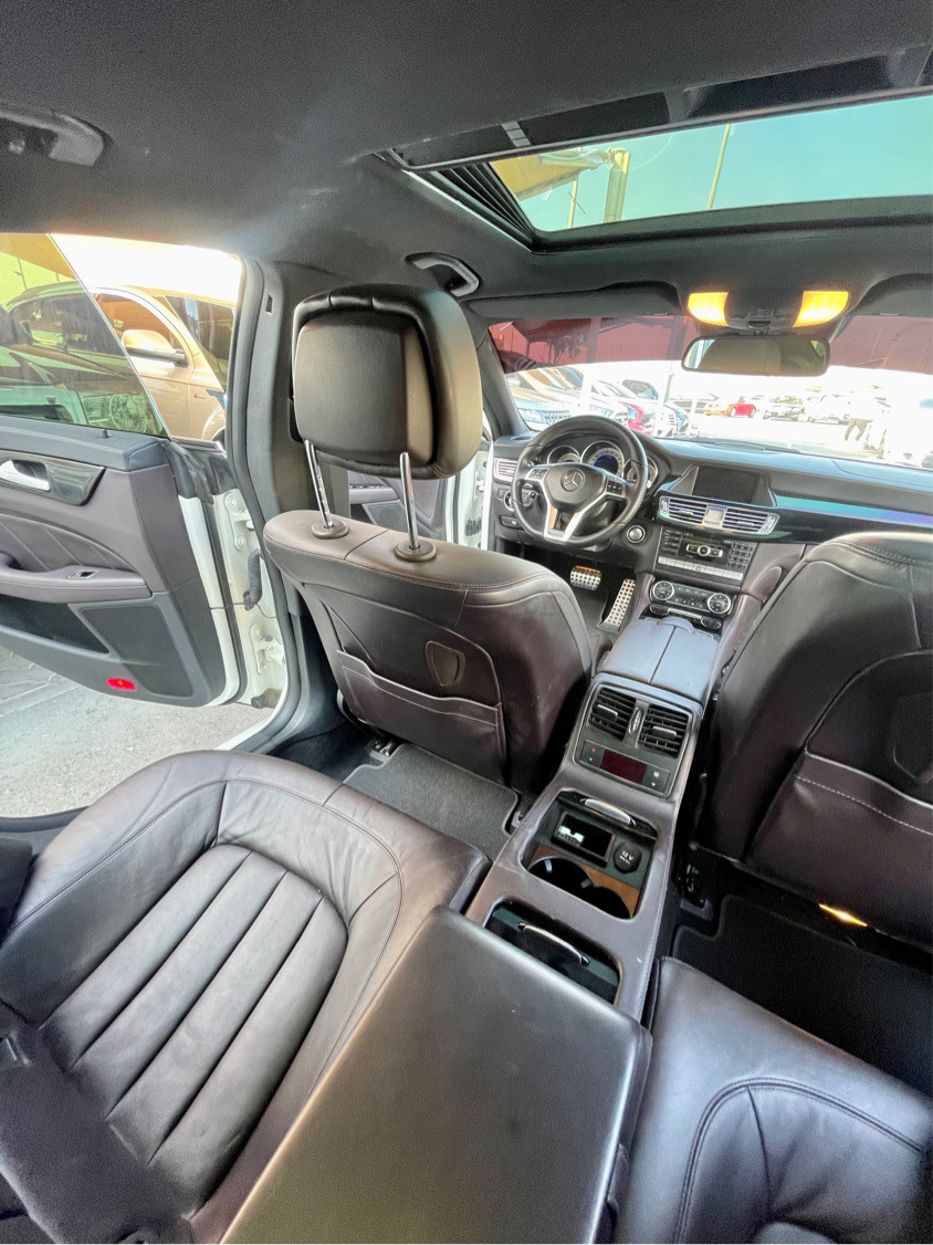 Mercedes Benz CLS-Class - Image 9