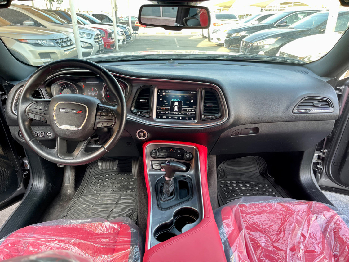 Dodge Challenger - Image 9