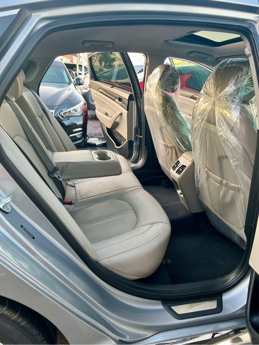Hyundai Sonata - Image 13