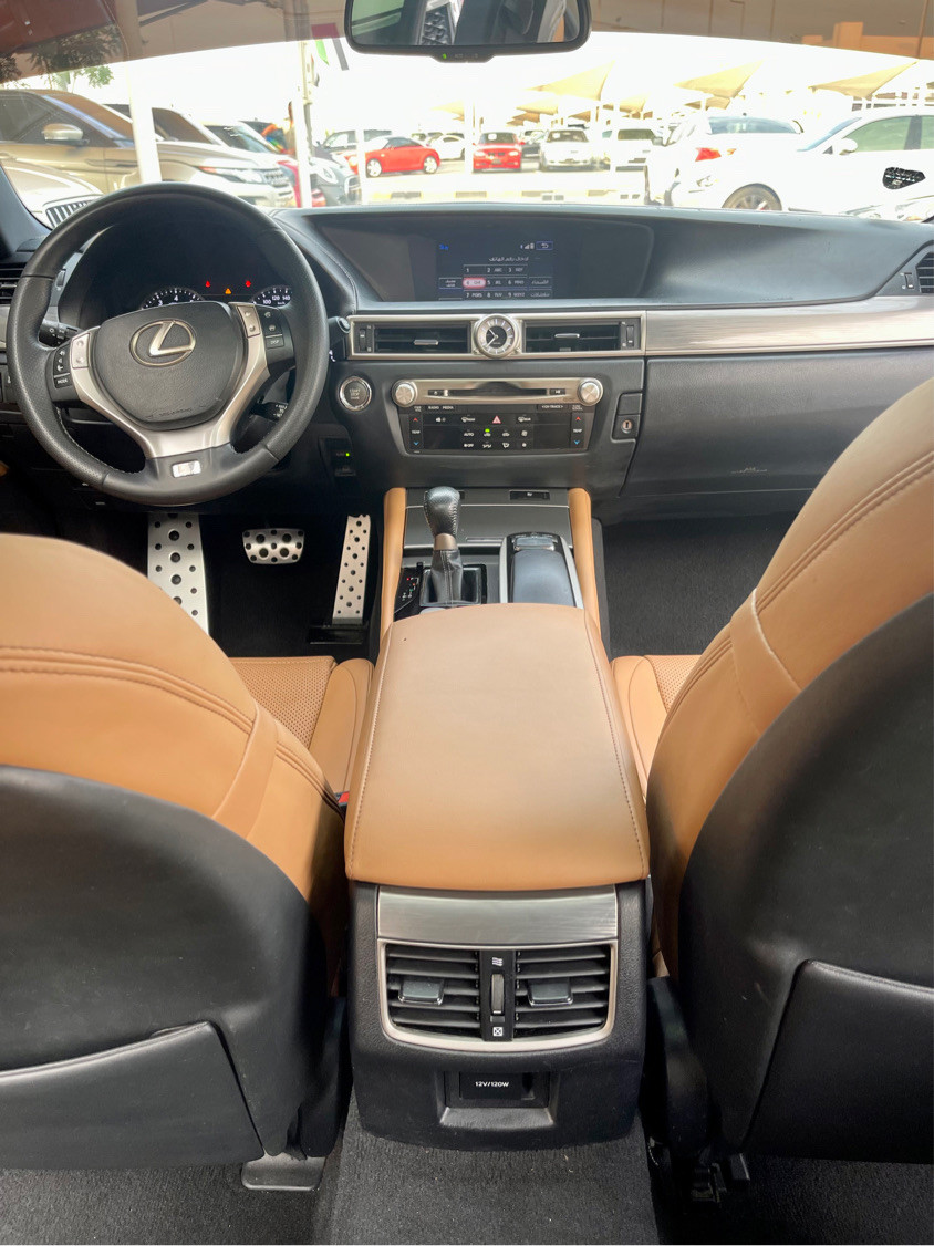 Lexus GS-Series - Image 2