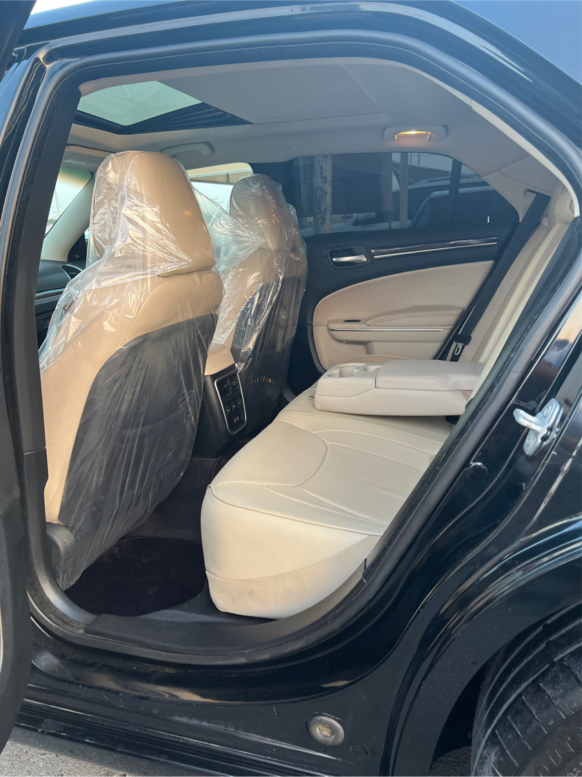 Chrysler 300M/300C - Image 13