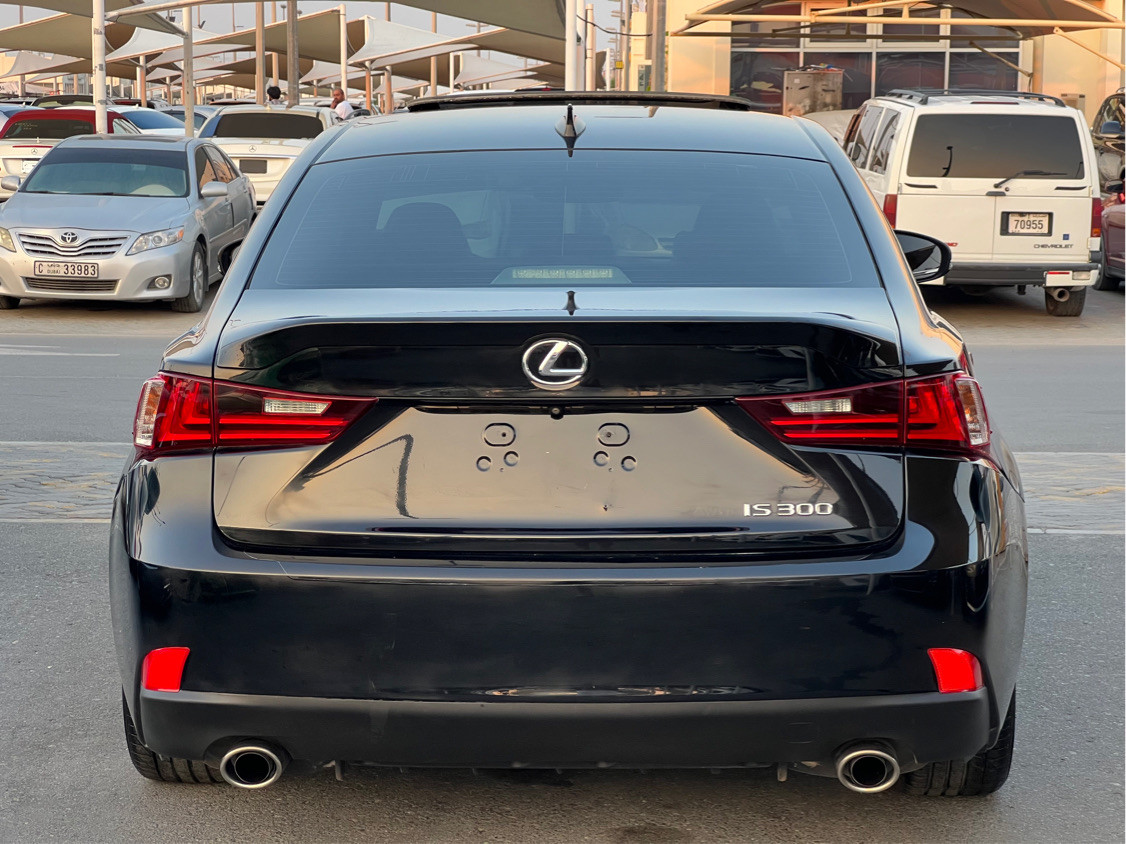 Lexus IS-Series - Image 7