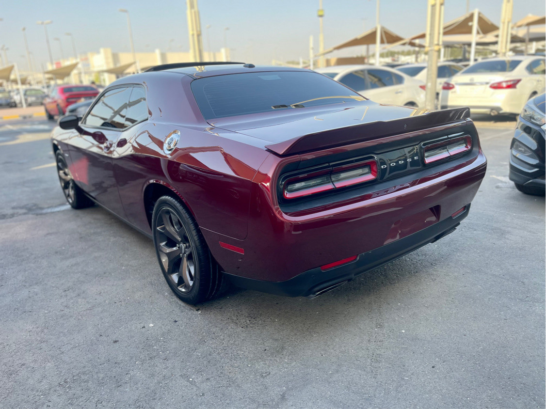 Dodge Challenger - Image 6