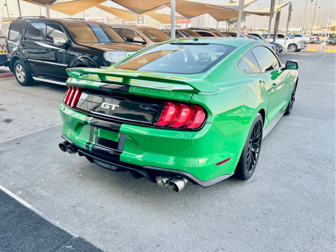 Ford Mustang - Image 6