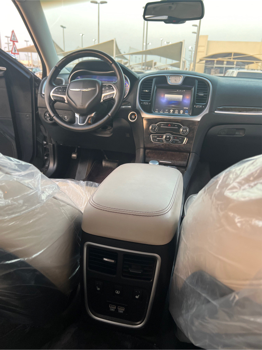 Chrysler 300M/300C - Image 10
