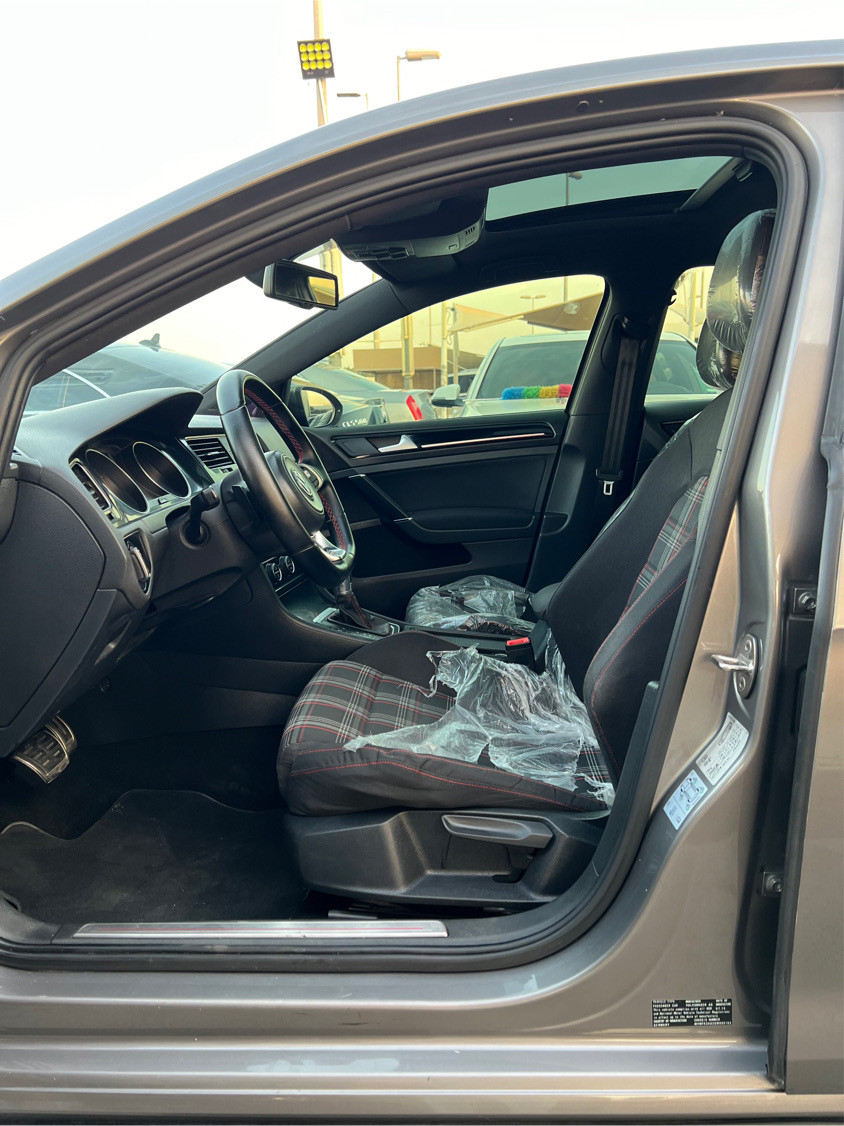 Volkswagen GTI - Image 9
