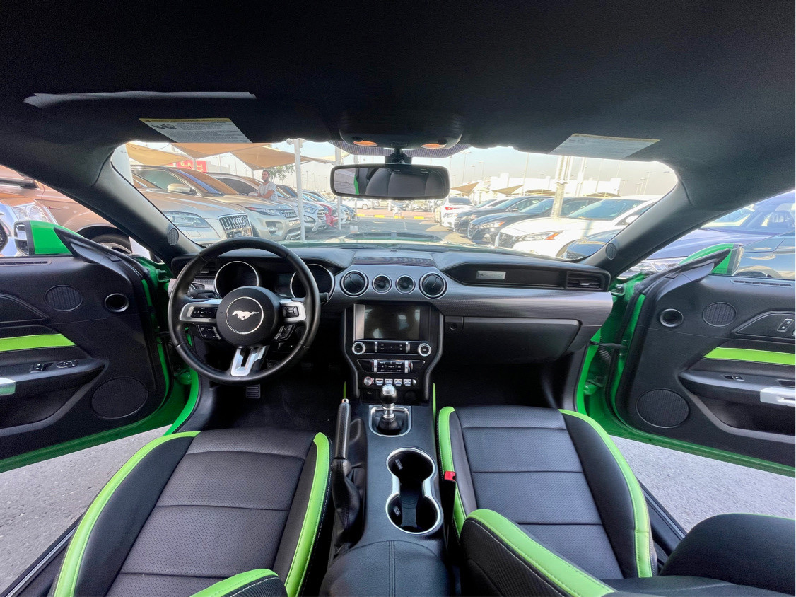 Ford Mustang - Image 7