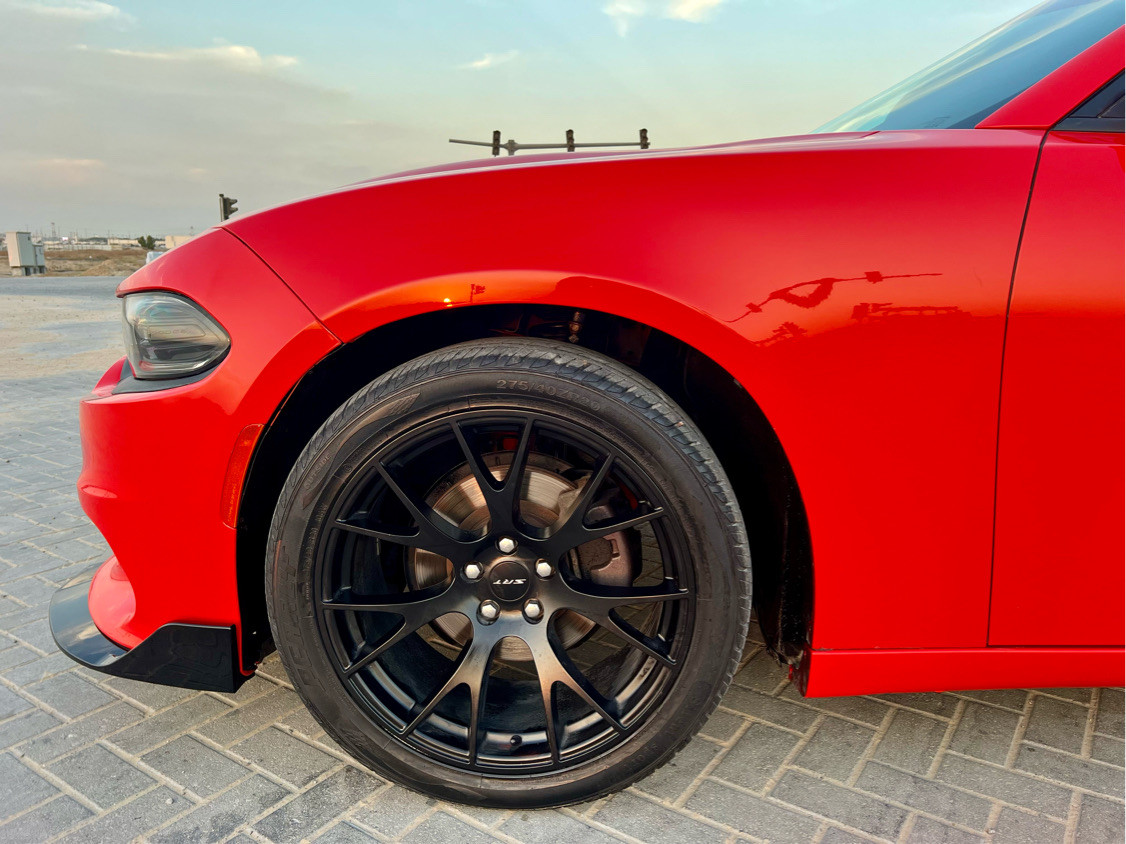 Dodge Charger - Image 7