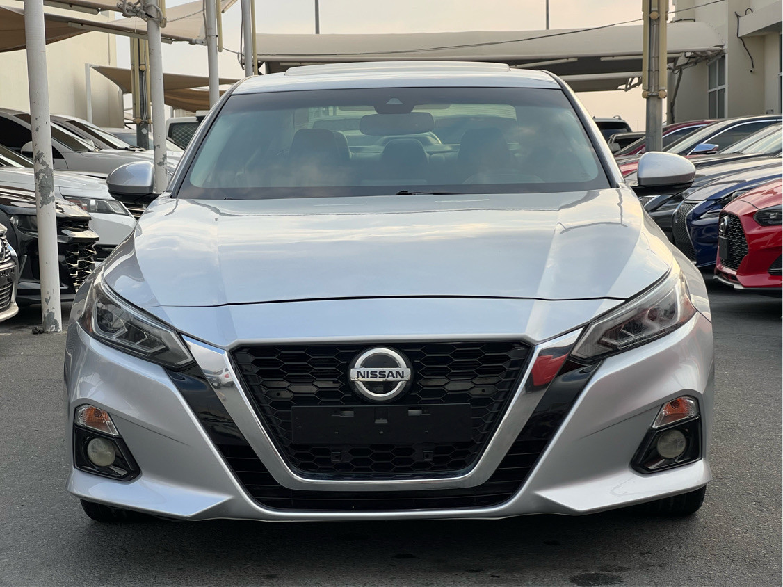 Nissan Altima - Image 4