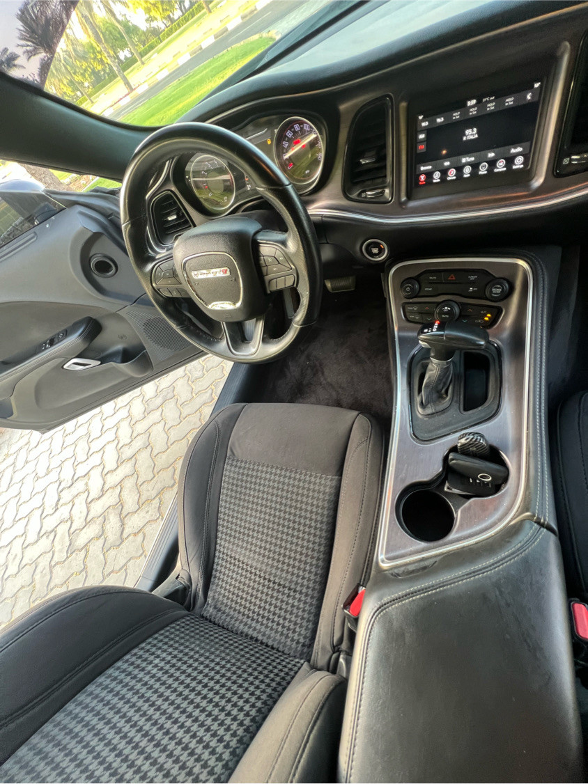 Dodge Challenger - Image 8