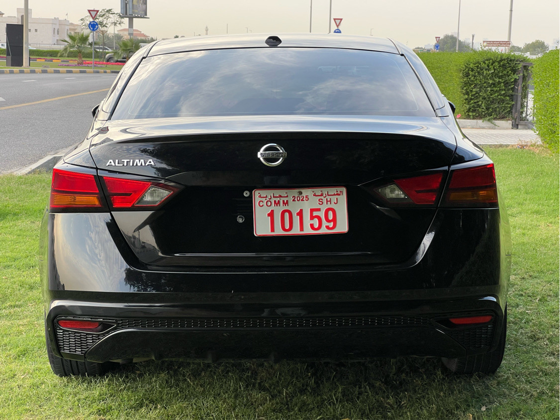 Nissan Altima - Image 4